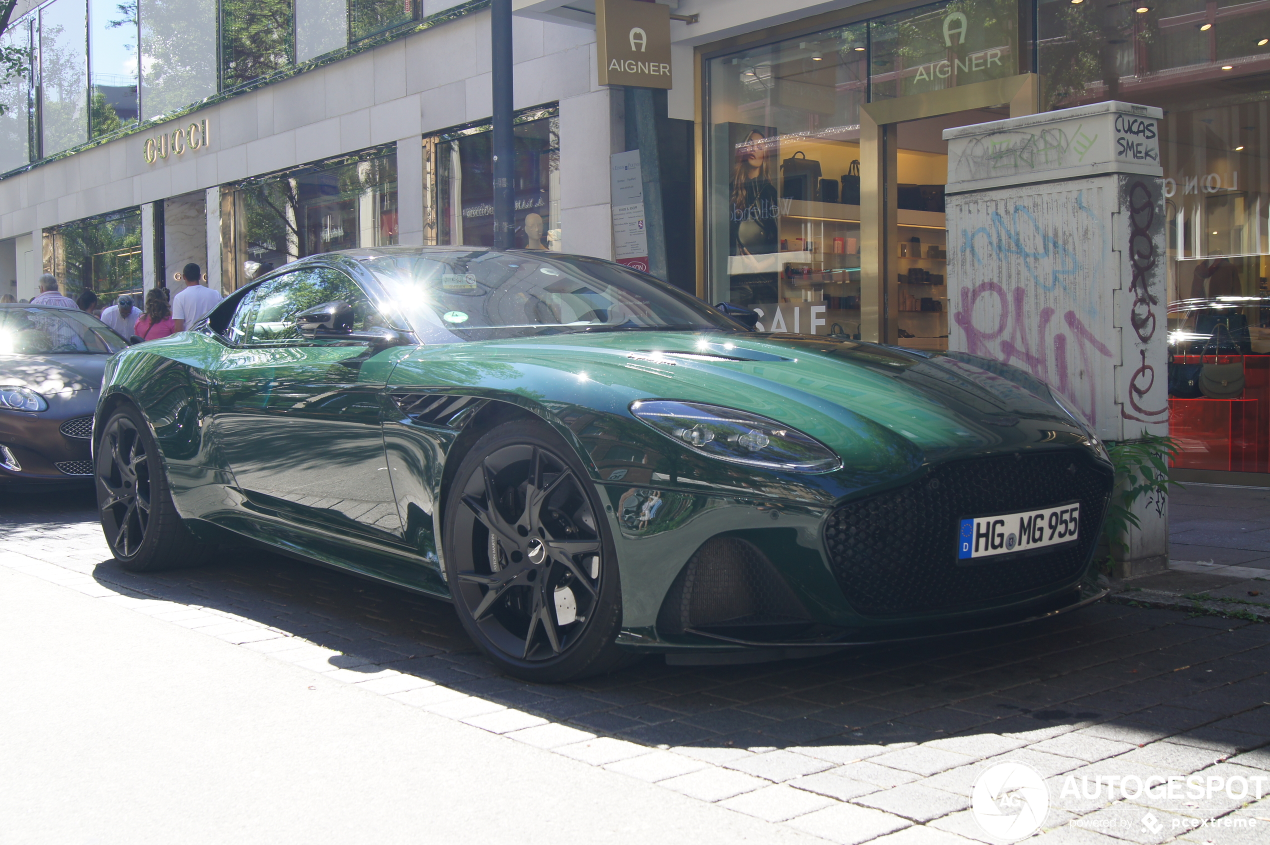 Aston Martin DBS Superleggera