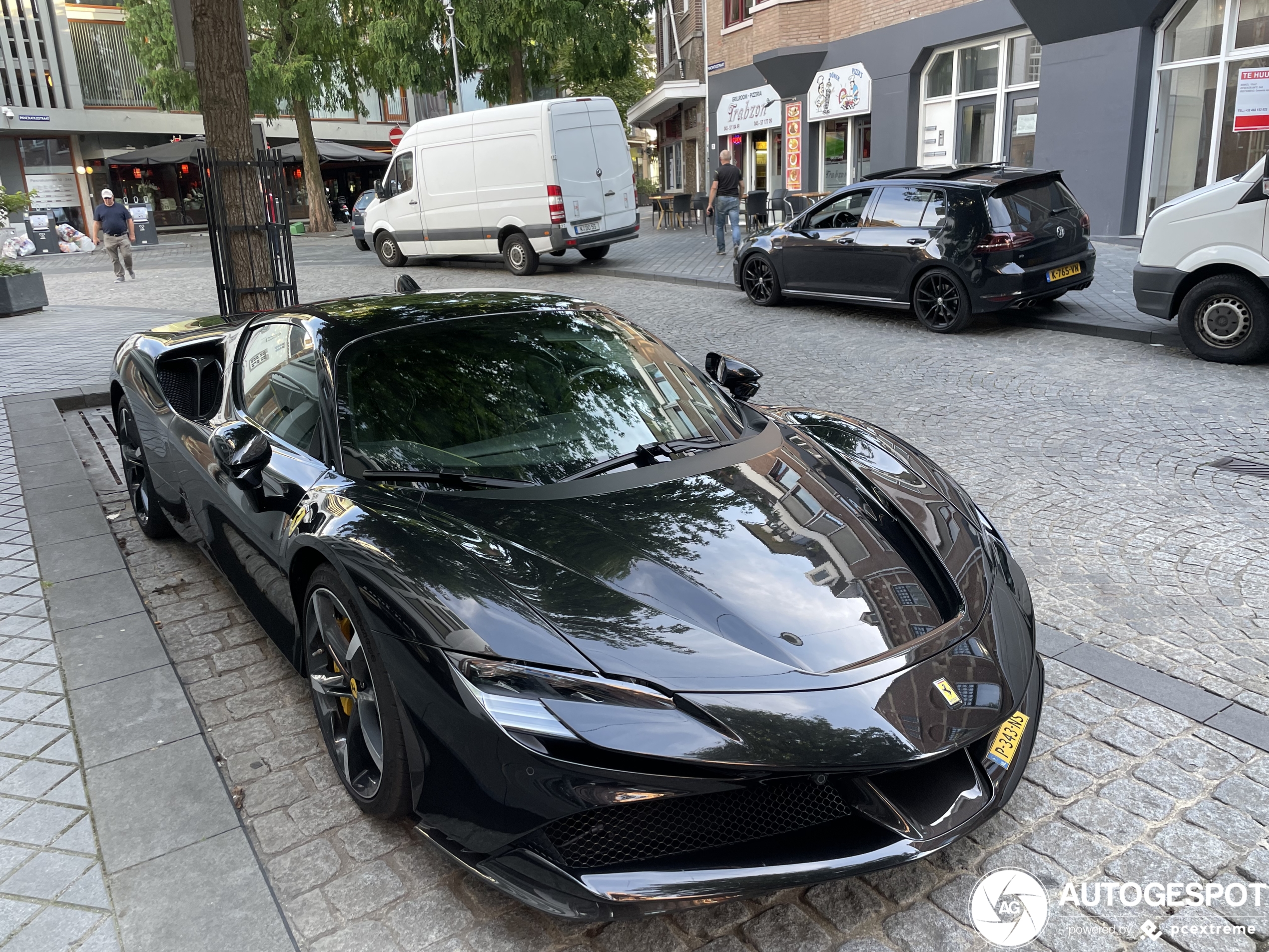 Ferrari SF90 Stradale