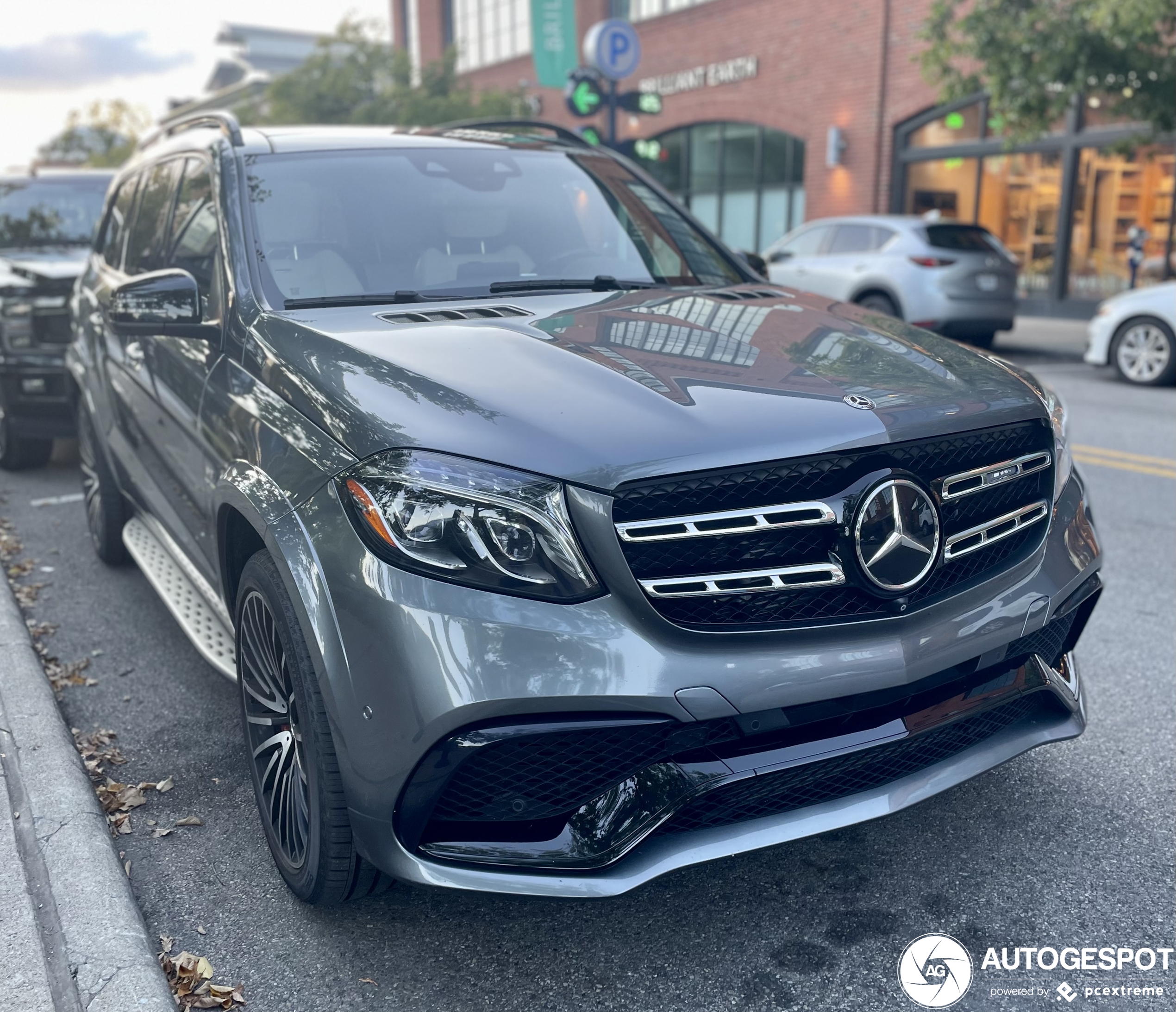 Mercedes-AMG GLS 63 X166