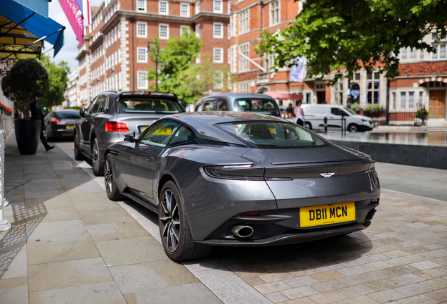 Aston Martin DB11