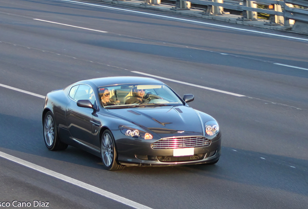 Aston Martin DB9