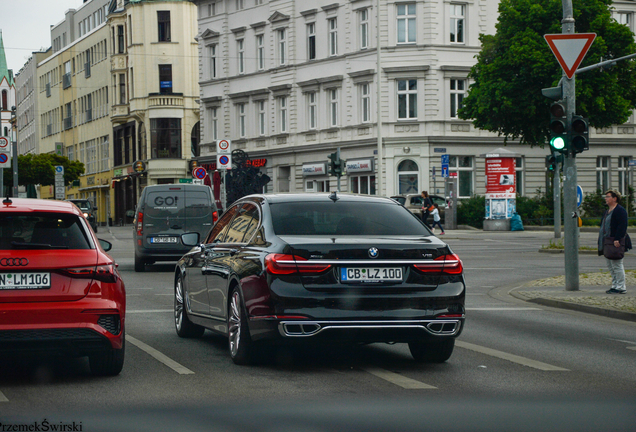 BMW M760Li xDrive