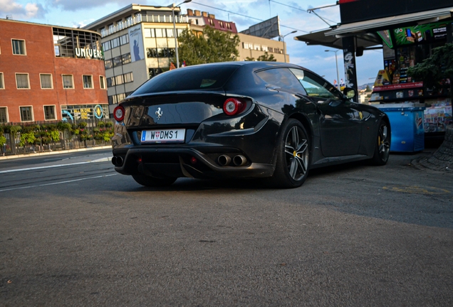 Ferrari FF