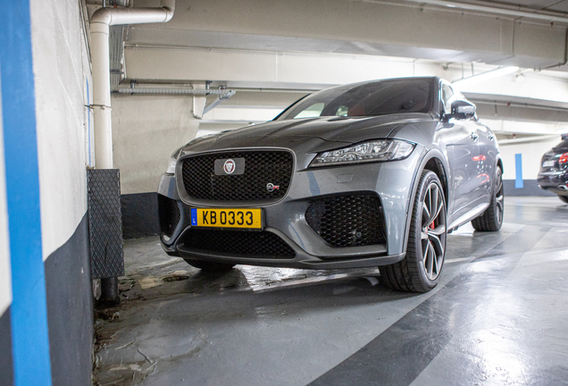 Jaguar F-PACE SVR