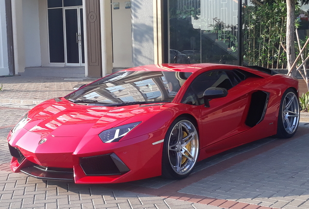 Lamborghini Aventador LP700-4