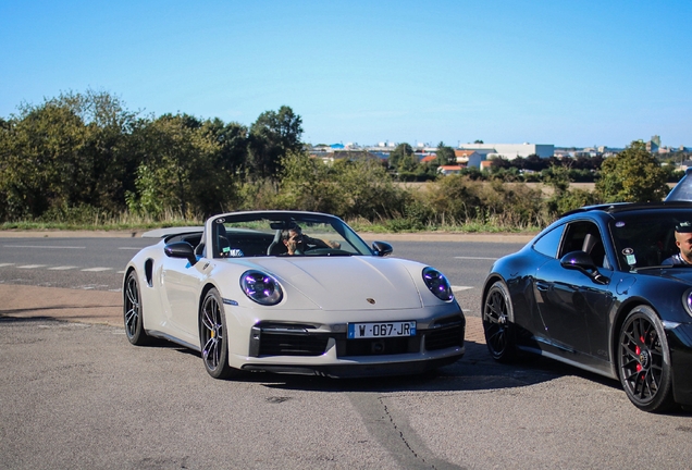 Porsche 992 Turbo S Cabriolet