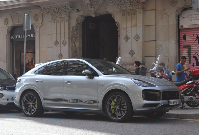 Porsche Cayenne Coupé Turbo S E-Hybrid