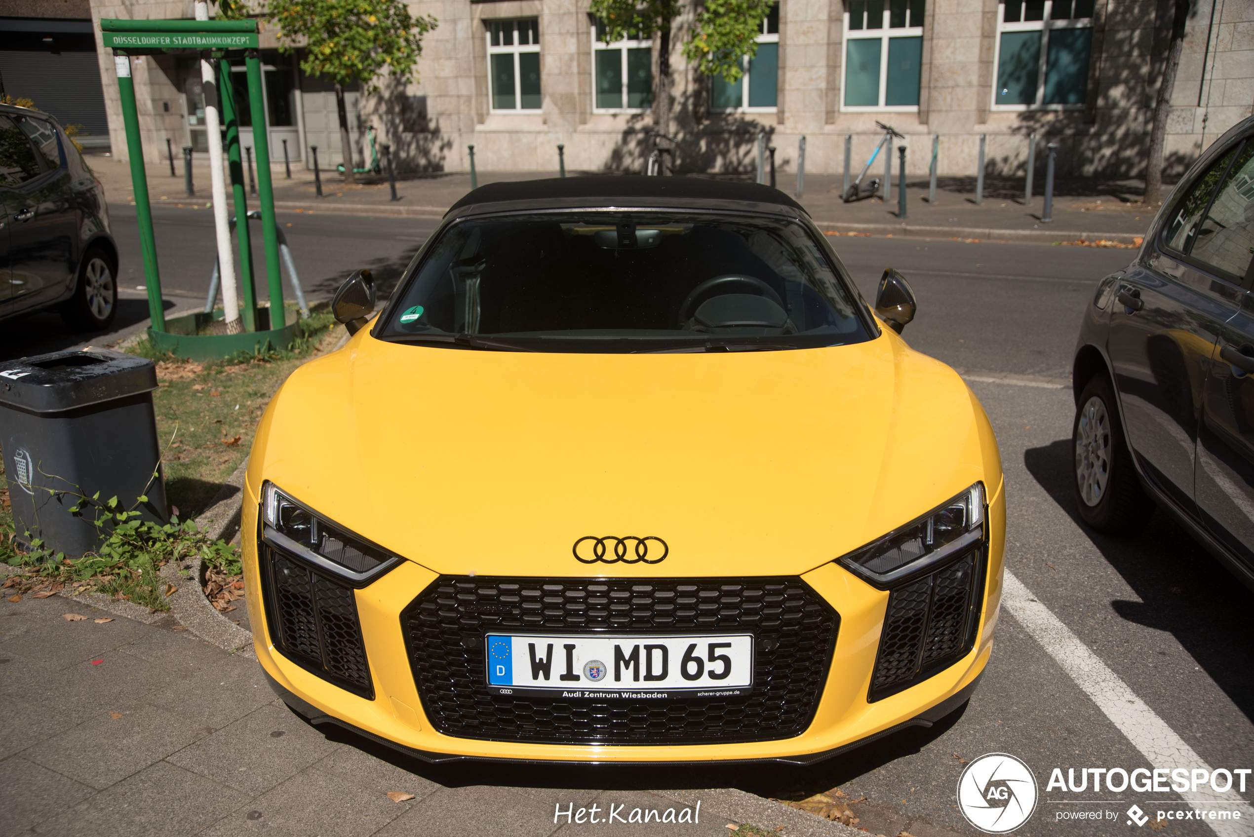 Audi R8 V10 Spyder 2016