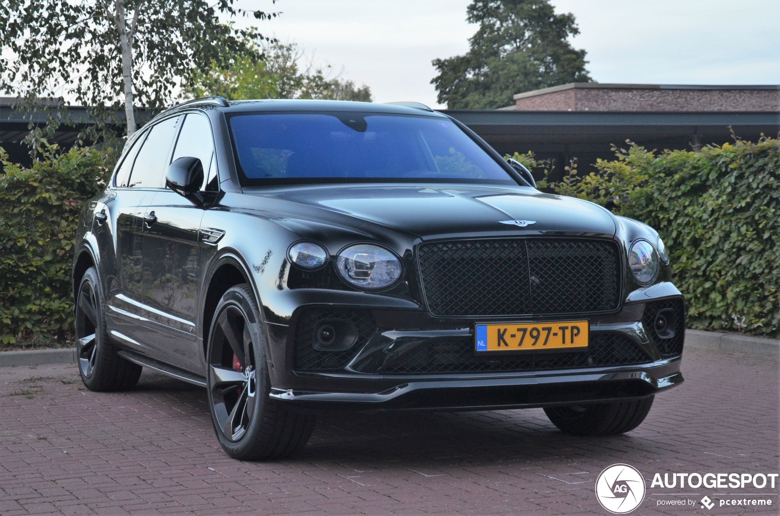 Bentley Bentayga V8 2021