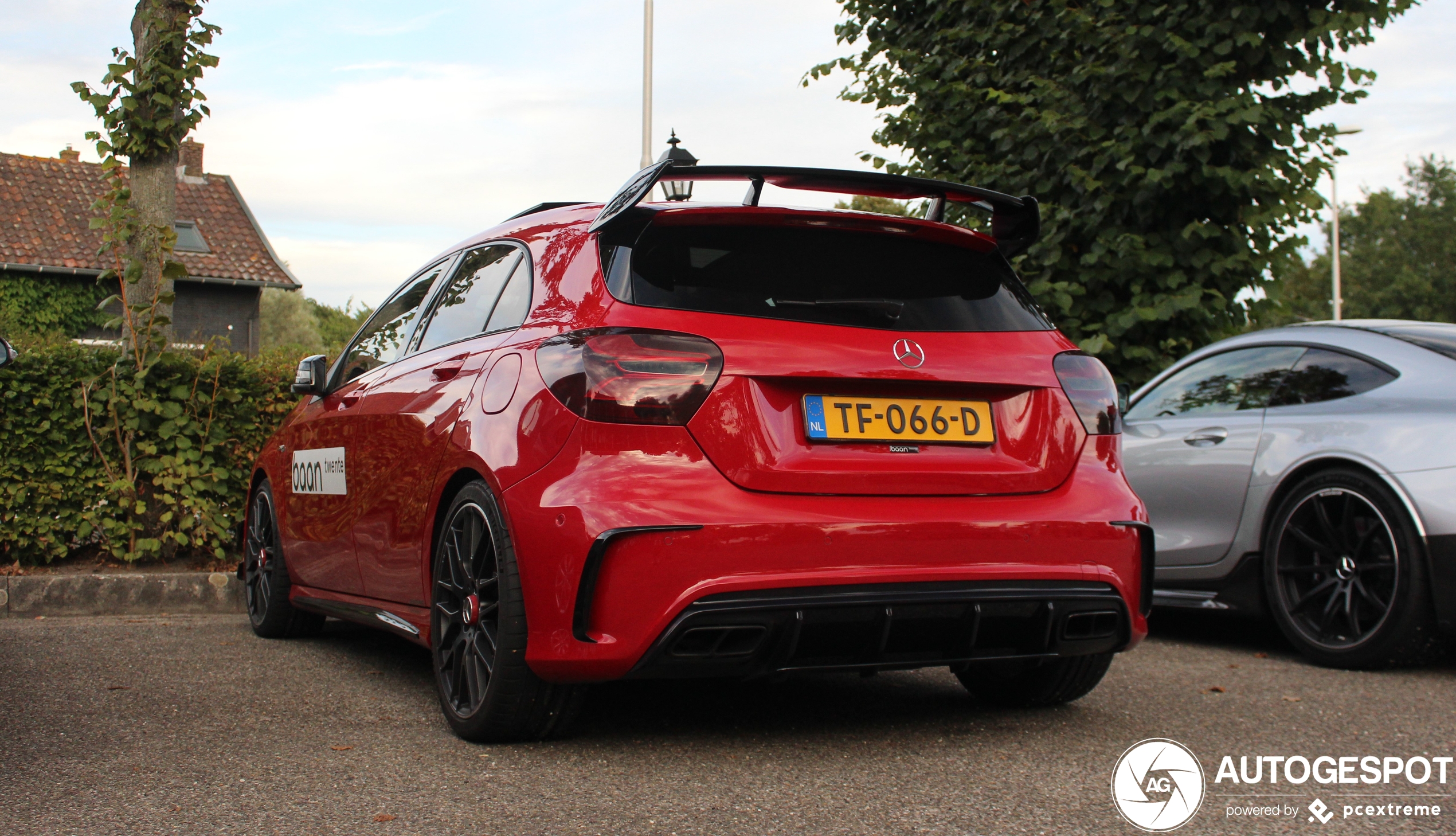 Mercedes-AMG A 45 W176 2015