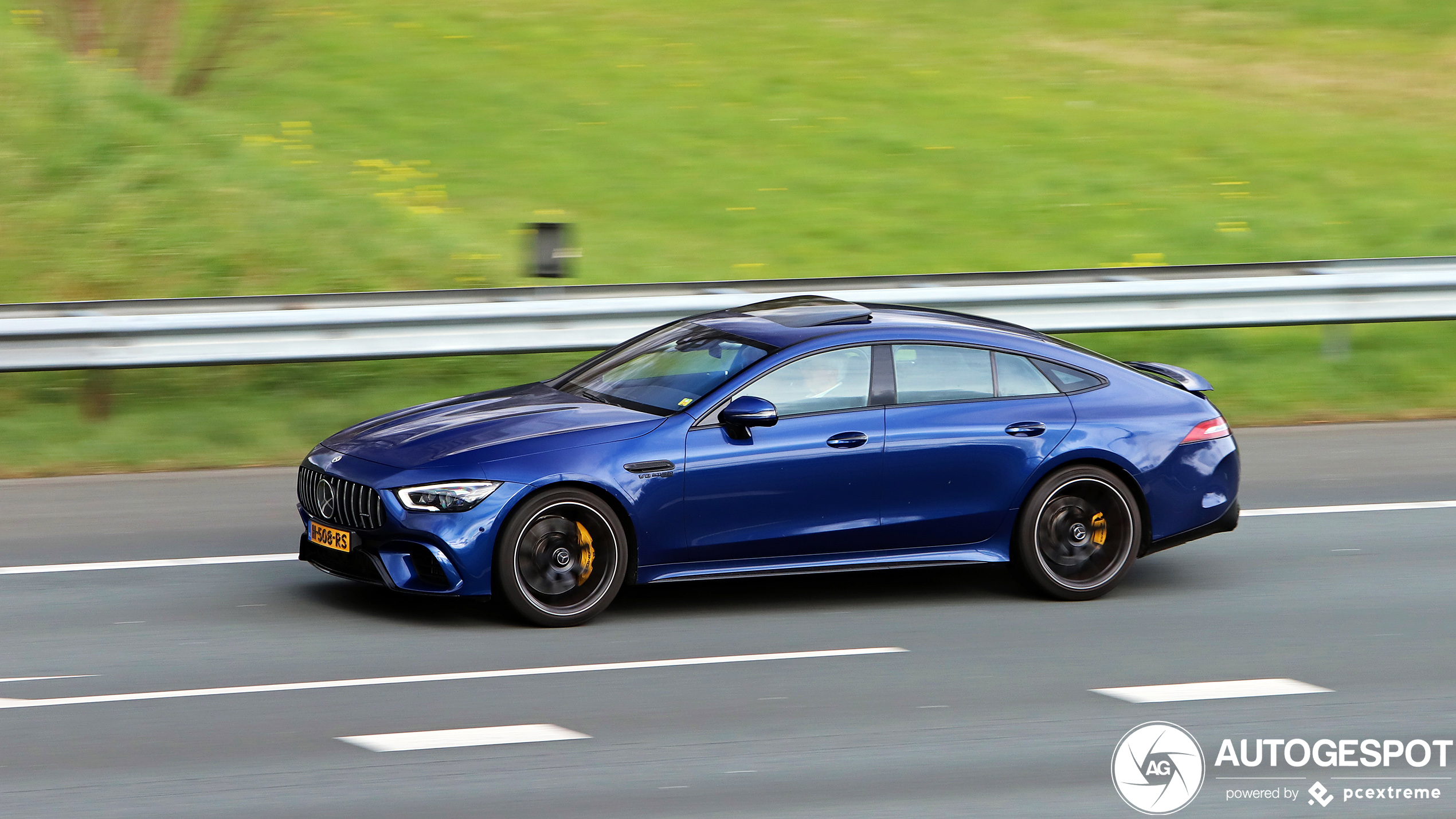 Mercedes-AMG GT 63 S X290