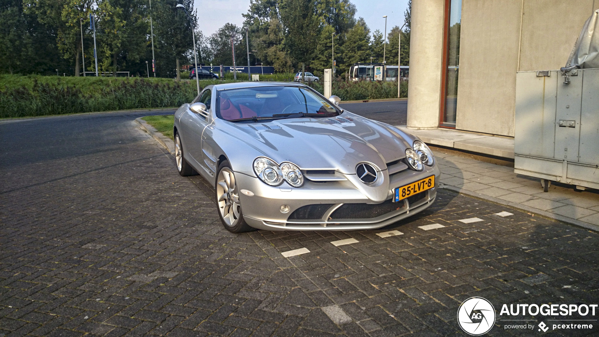 Mercedes-Benz SLR McLaren