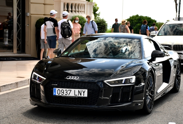 Audi R8 V10 Plus 2015