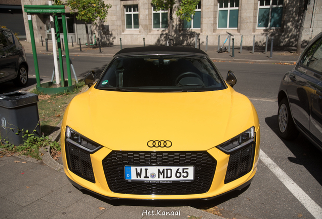 Audi R8 V10 Spyder 2016