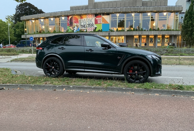 Jaguar F-PACE SVR