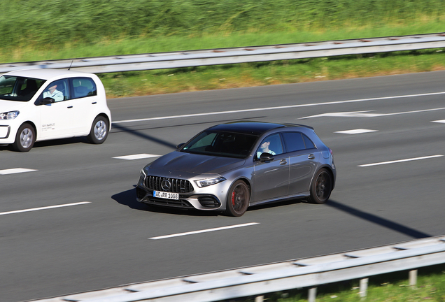 Mercedes-AMG A 45 S W177