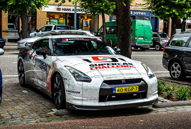 Nissan GT-R