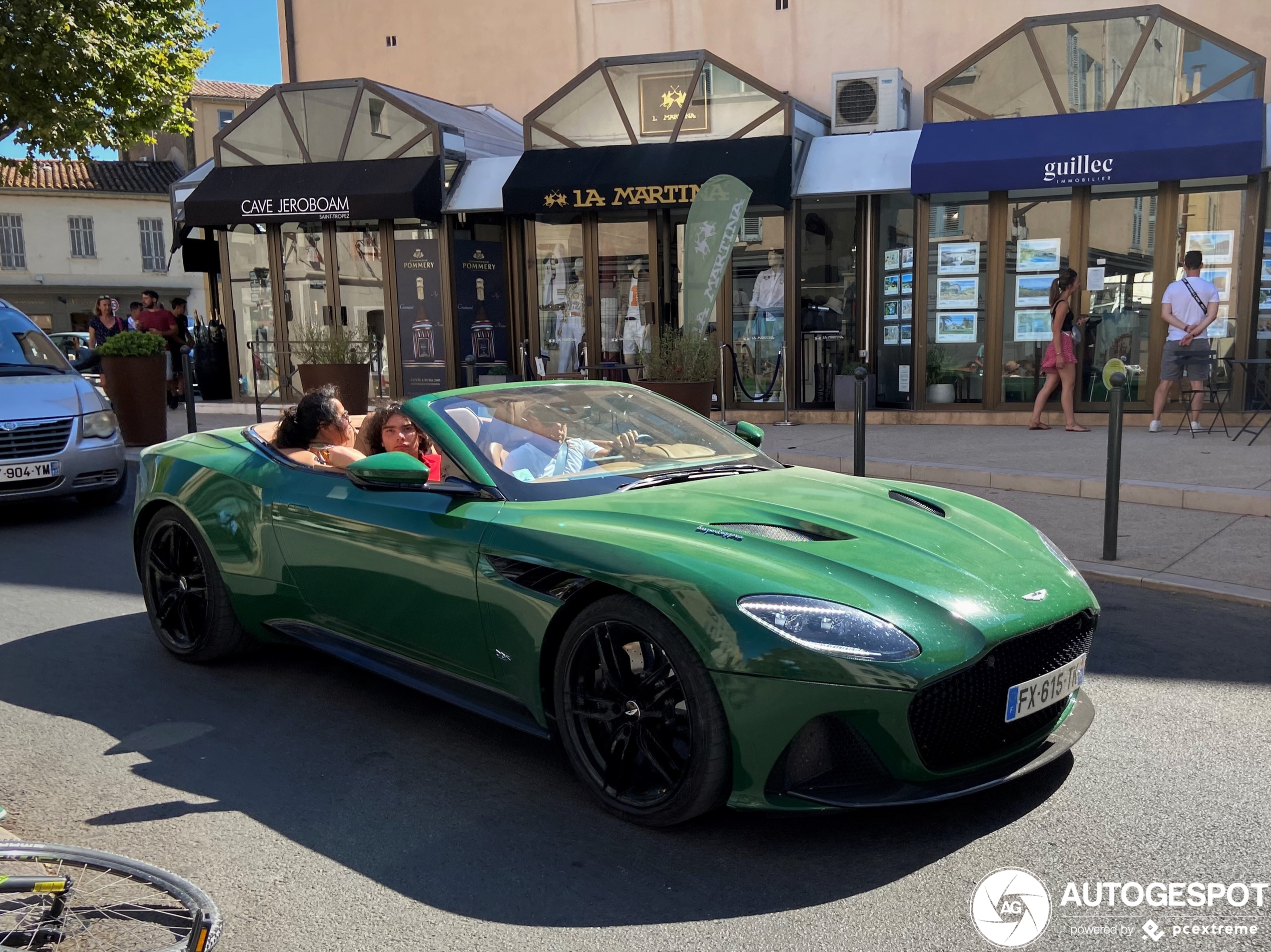 Aston Martin DBS Superleggera Volante