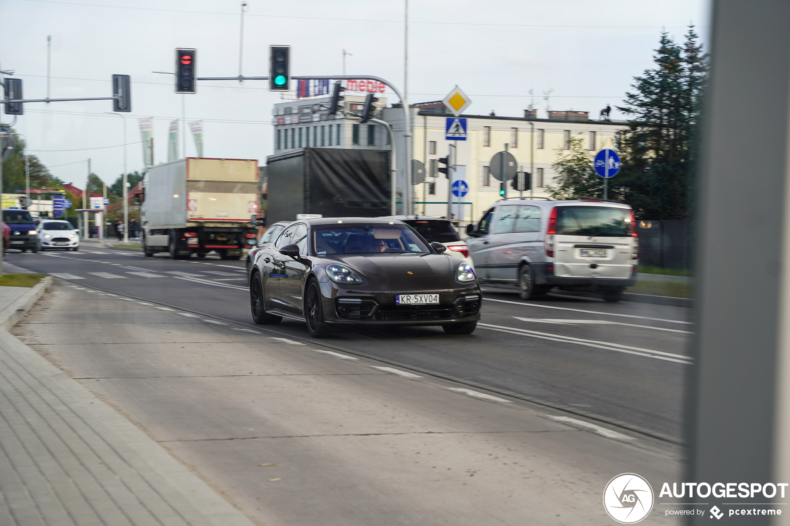 Porsche 971 Panamera GTS MkII