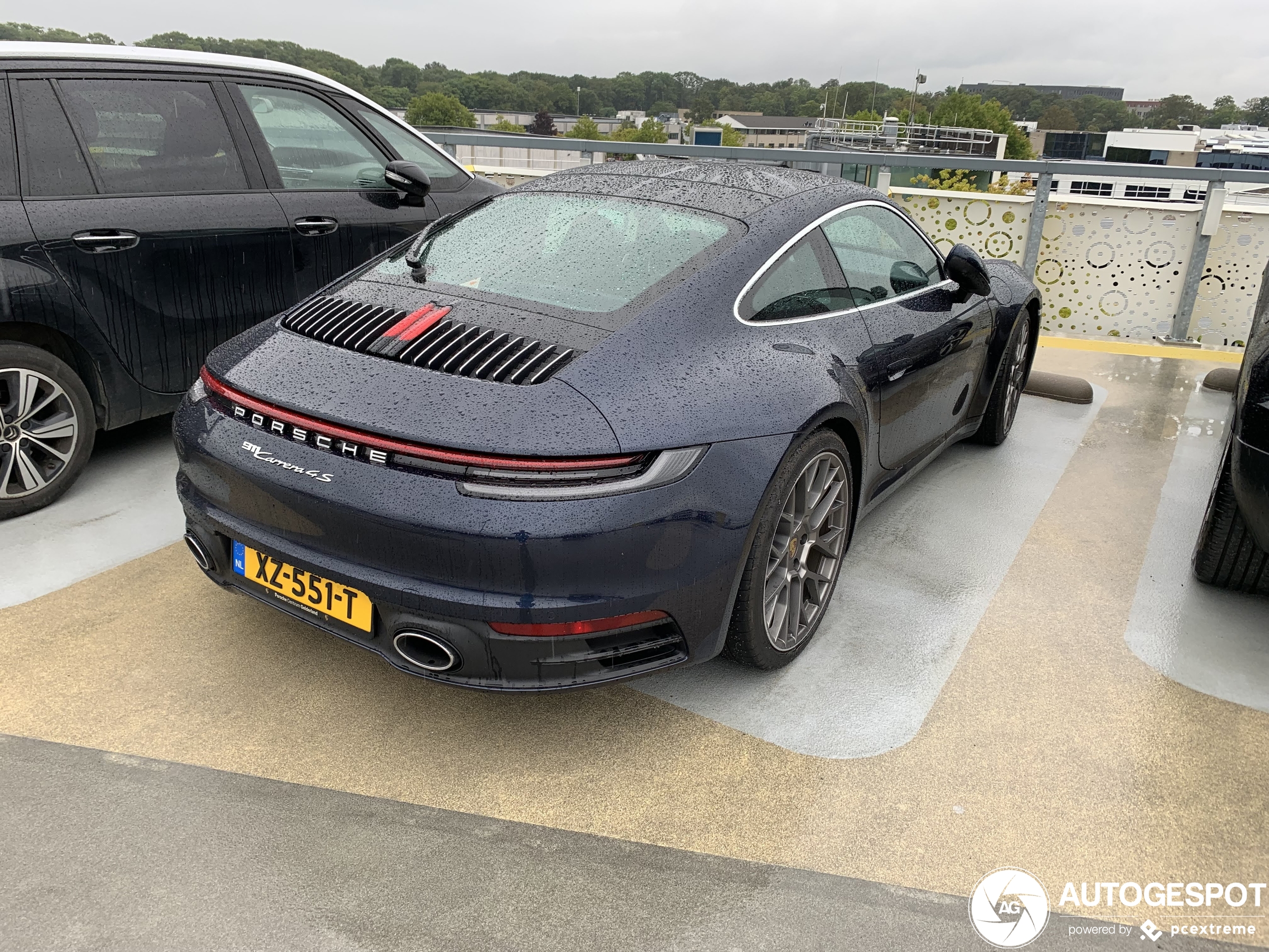 Porsche 992 Carrera 4S