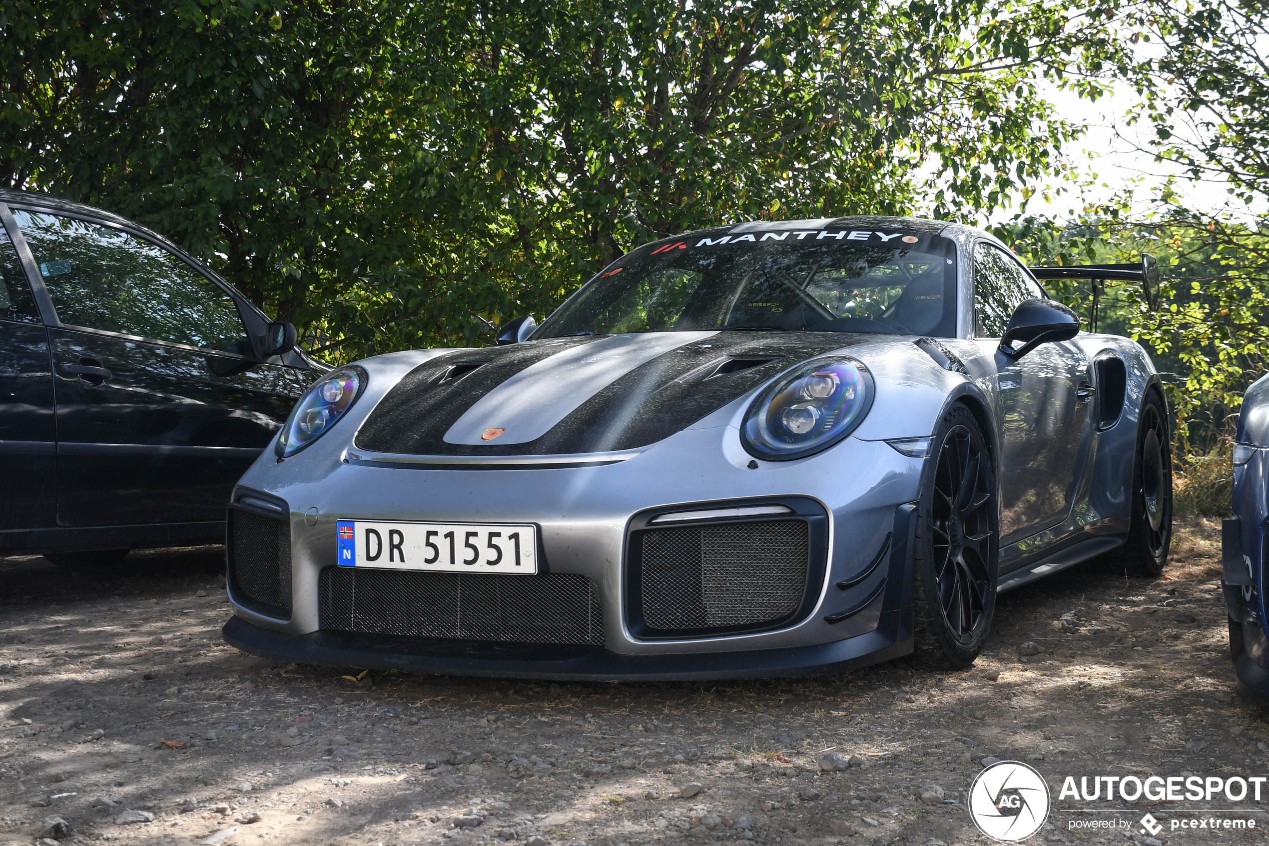 Porsche Manthey Racing 991 GT2 RS MR