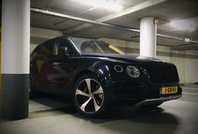 Bentley Bentayga Hybrid