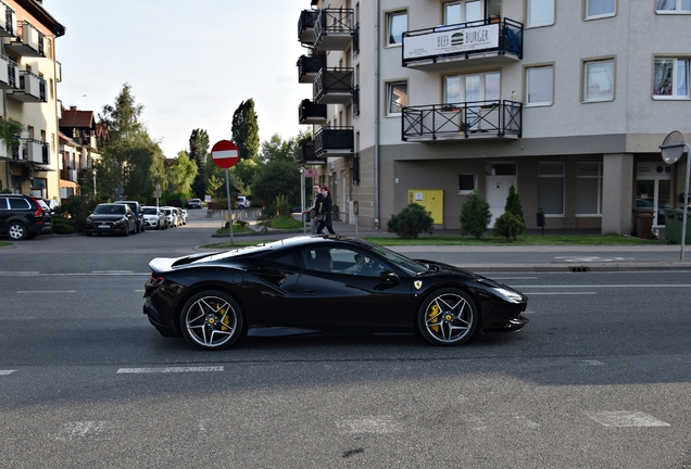 Ferrari F8 Tributo