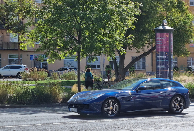 Ferrari GTC4Lusso