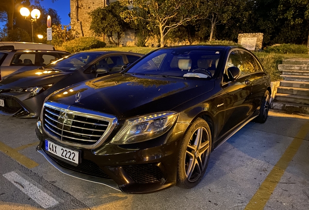 Mercedes-Benz S 63 AMG V222