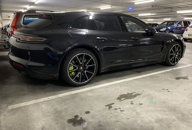 Porsche 971 Panamera Turbo S E-Hybrid Sport Turismo