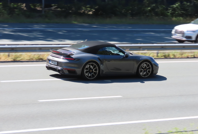 Porsche 992 Turbo S Cabriolet