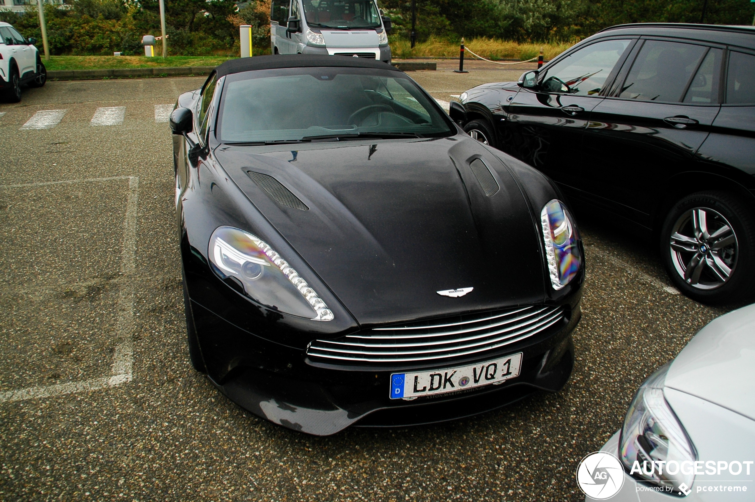 Aston Martin Vanquish Volante