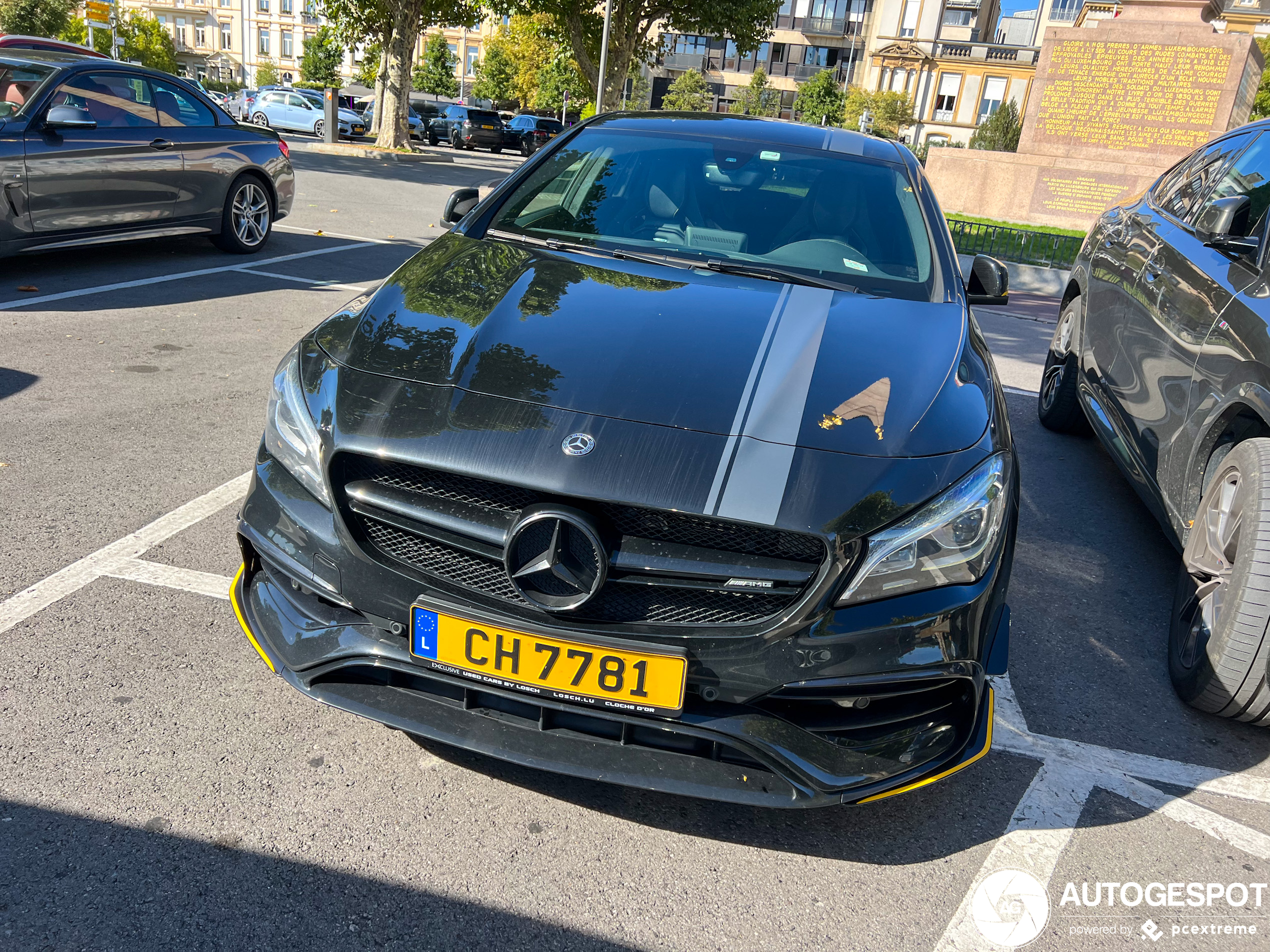 Mercedes-AMG CLA 45 Shooting Brake X117 Yellow Night Edition