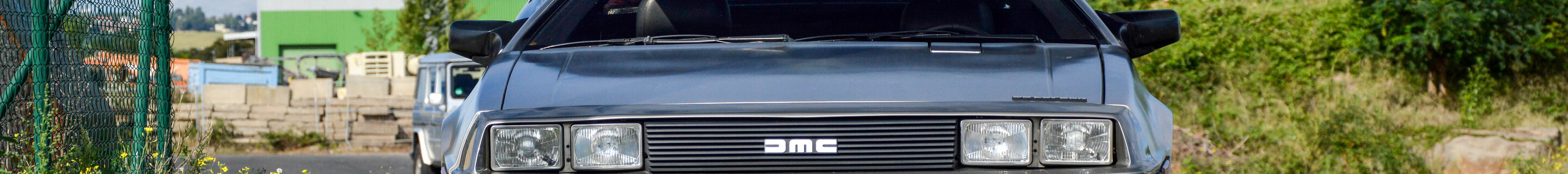 DeLorean DMC-12