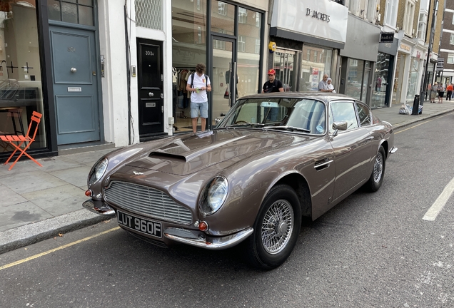 Aston Martin DB6 MKII