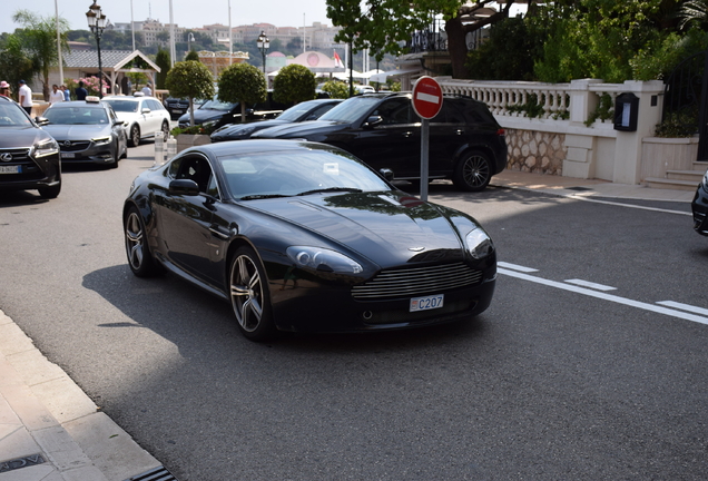 Aston Martin V8 Vantage N400