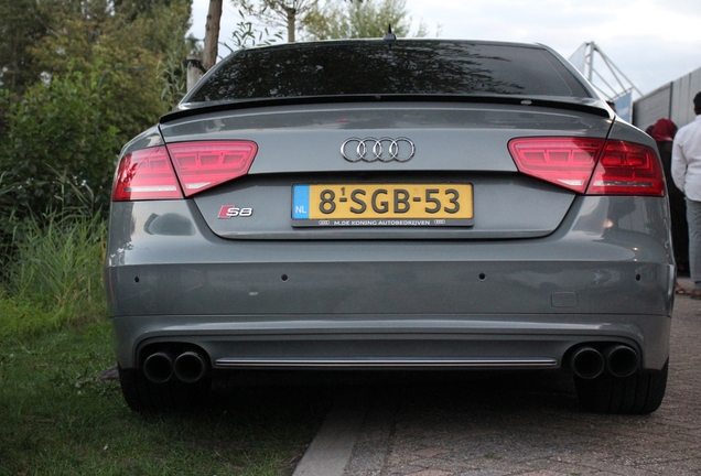 Audi S8 D4