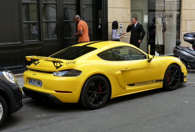 Porsche 718 Cayman GT4