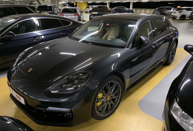 Porsche 971 Panamera Turbo S E-Hybrid Sport Turismo