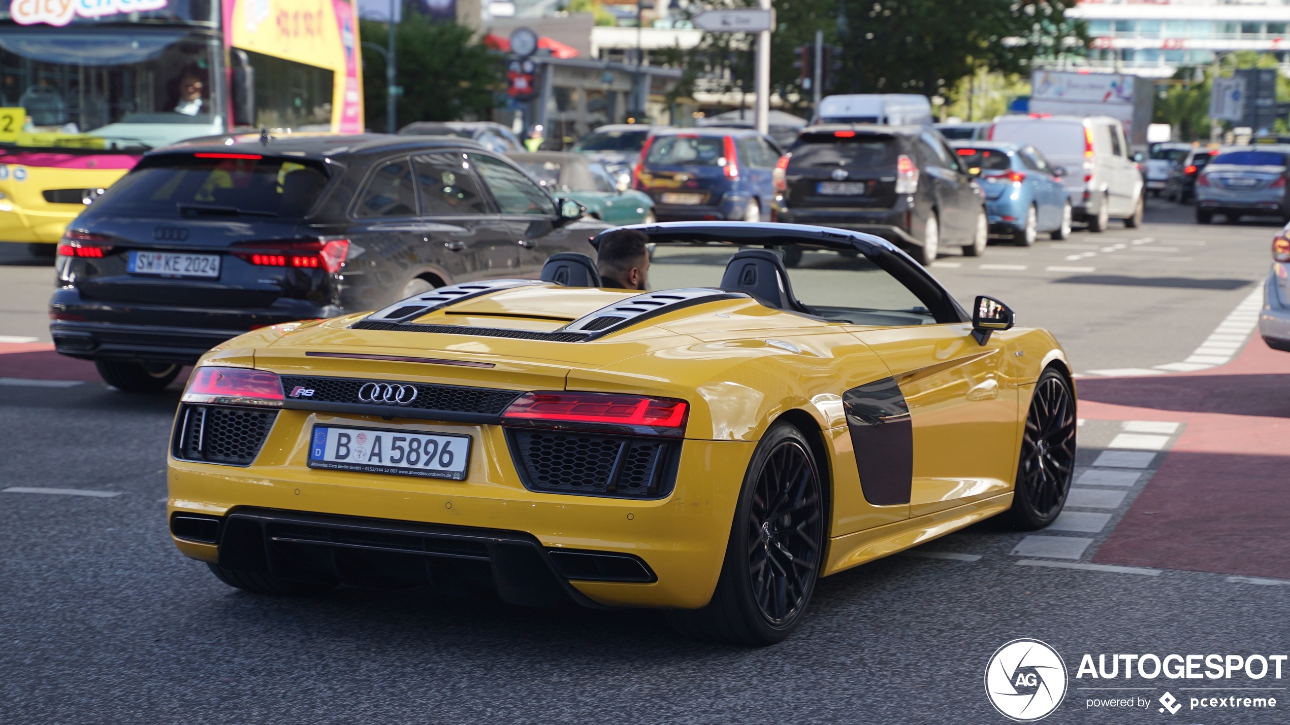 Audi R8 V10 Spyder 2016