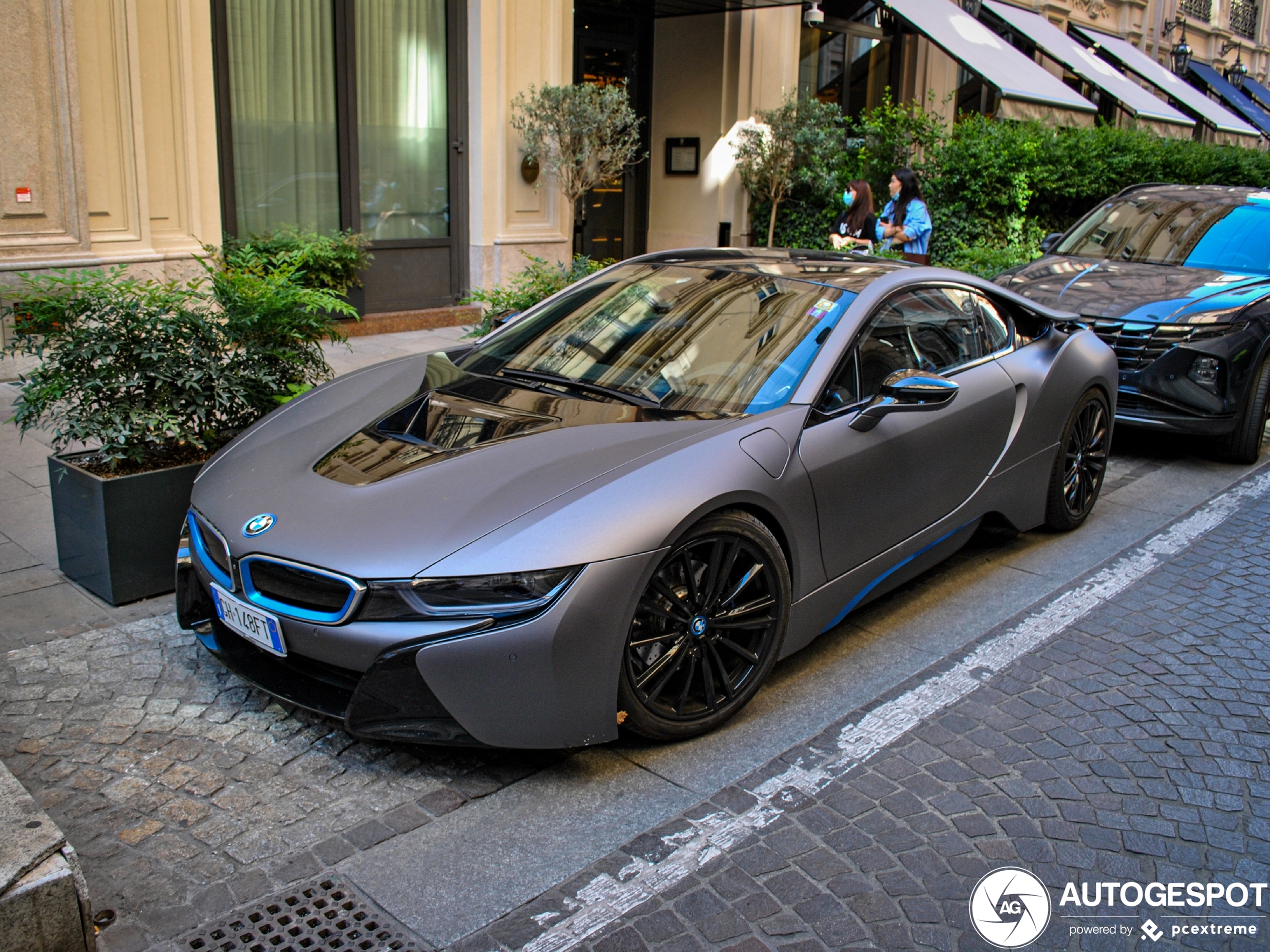 BMW i8