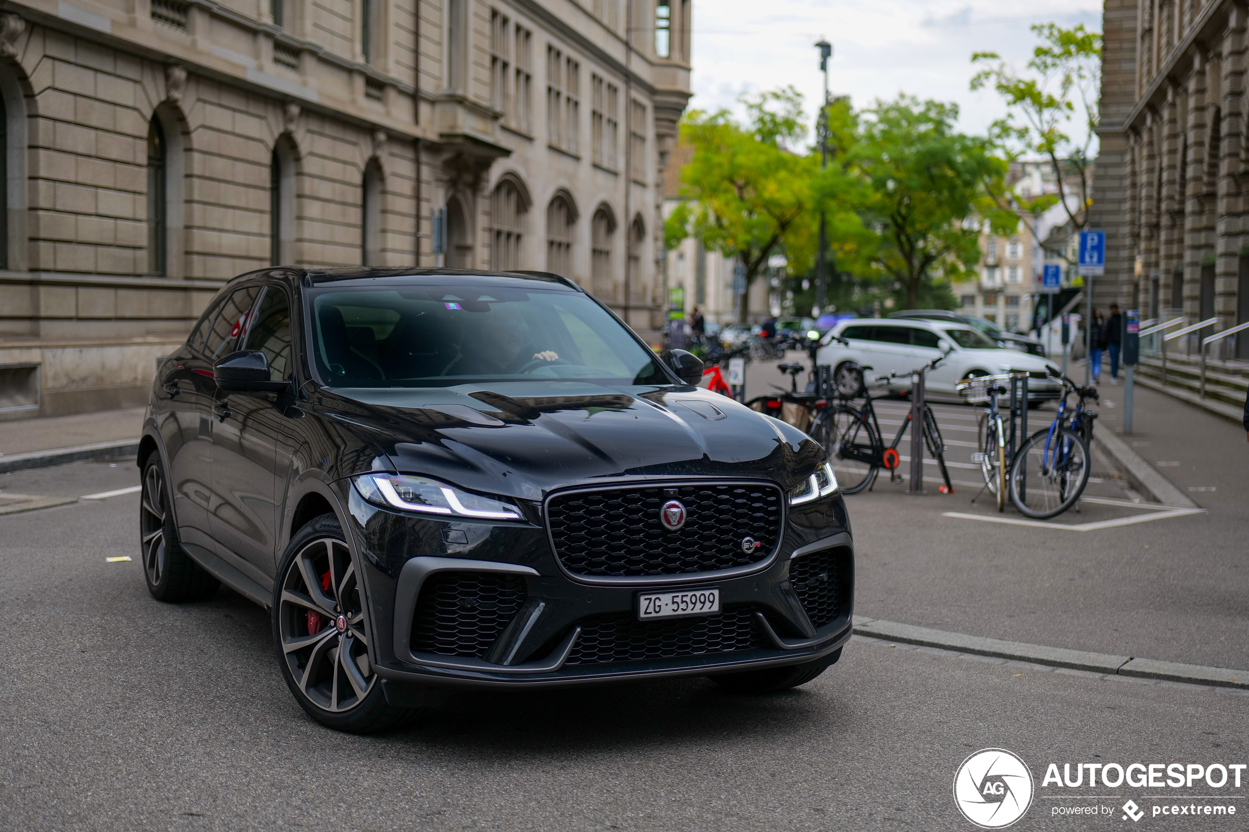 Jaguar F-PACE SVR 2021