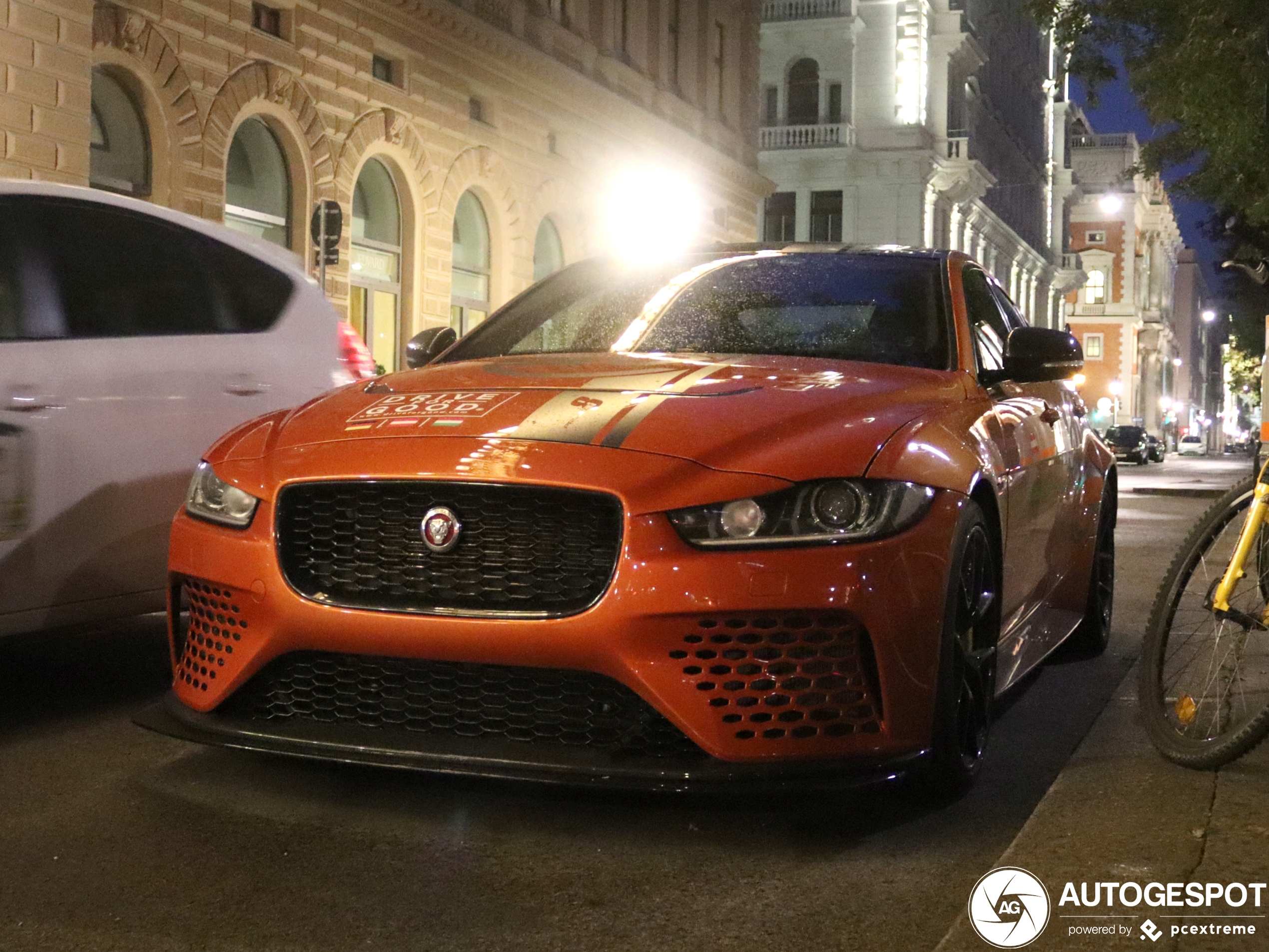 Jaguar XE SV Project 8