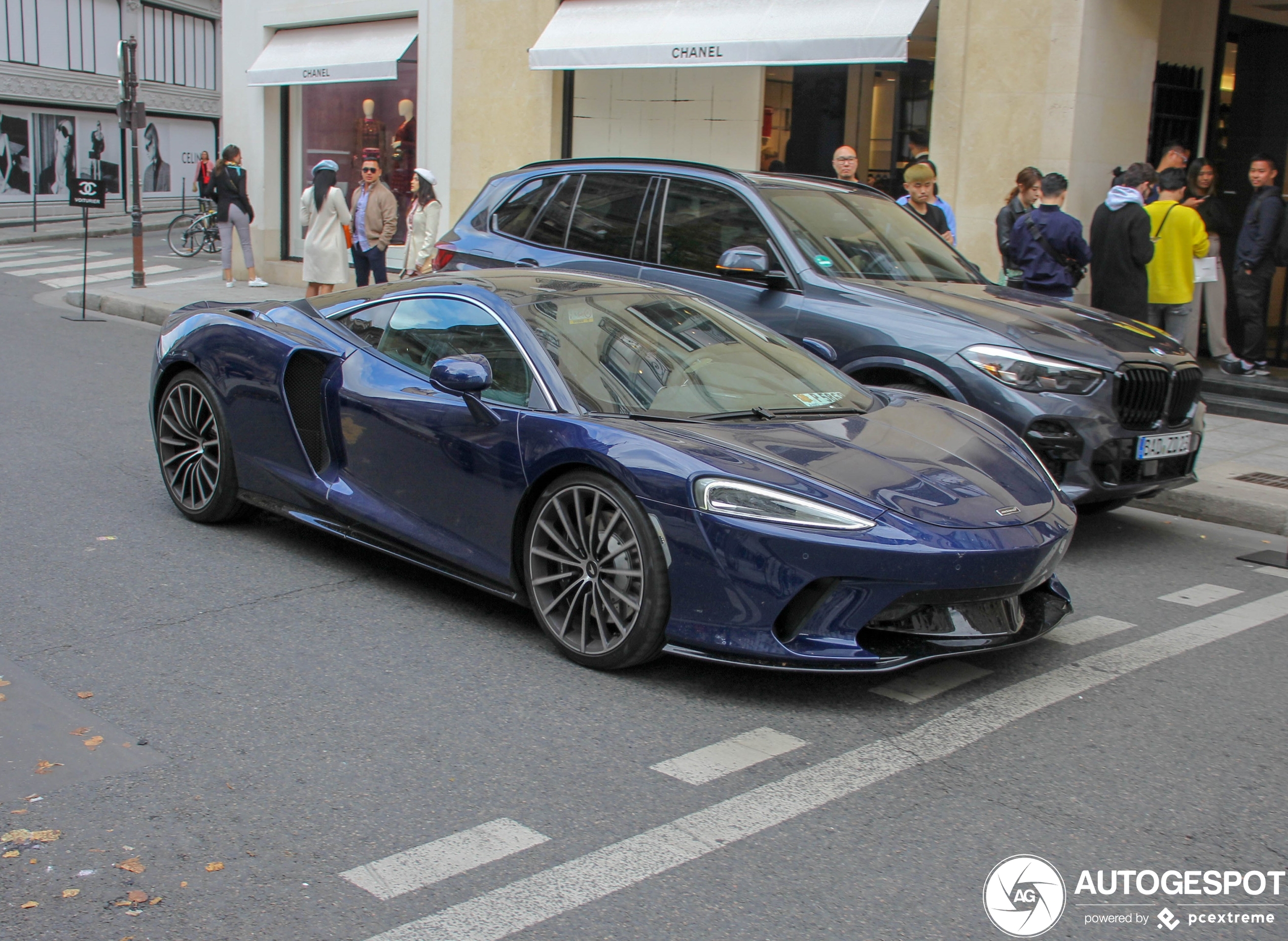 McLaren GT