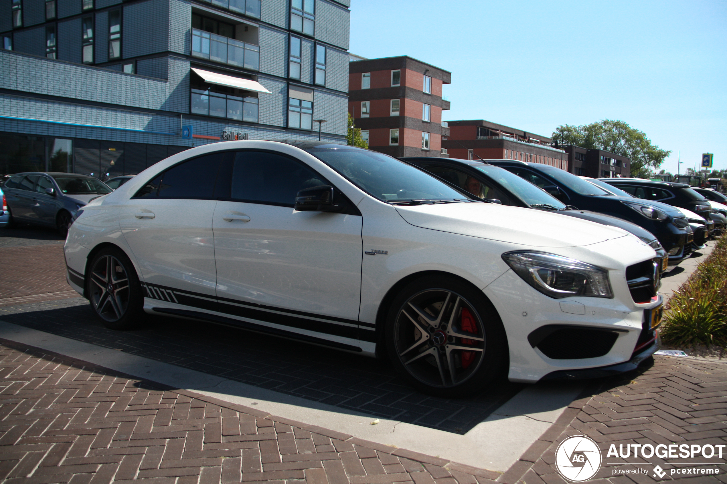 Mercedes-Benz CLA 45 AMG C117