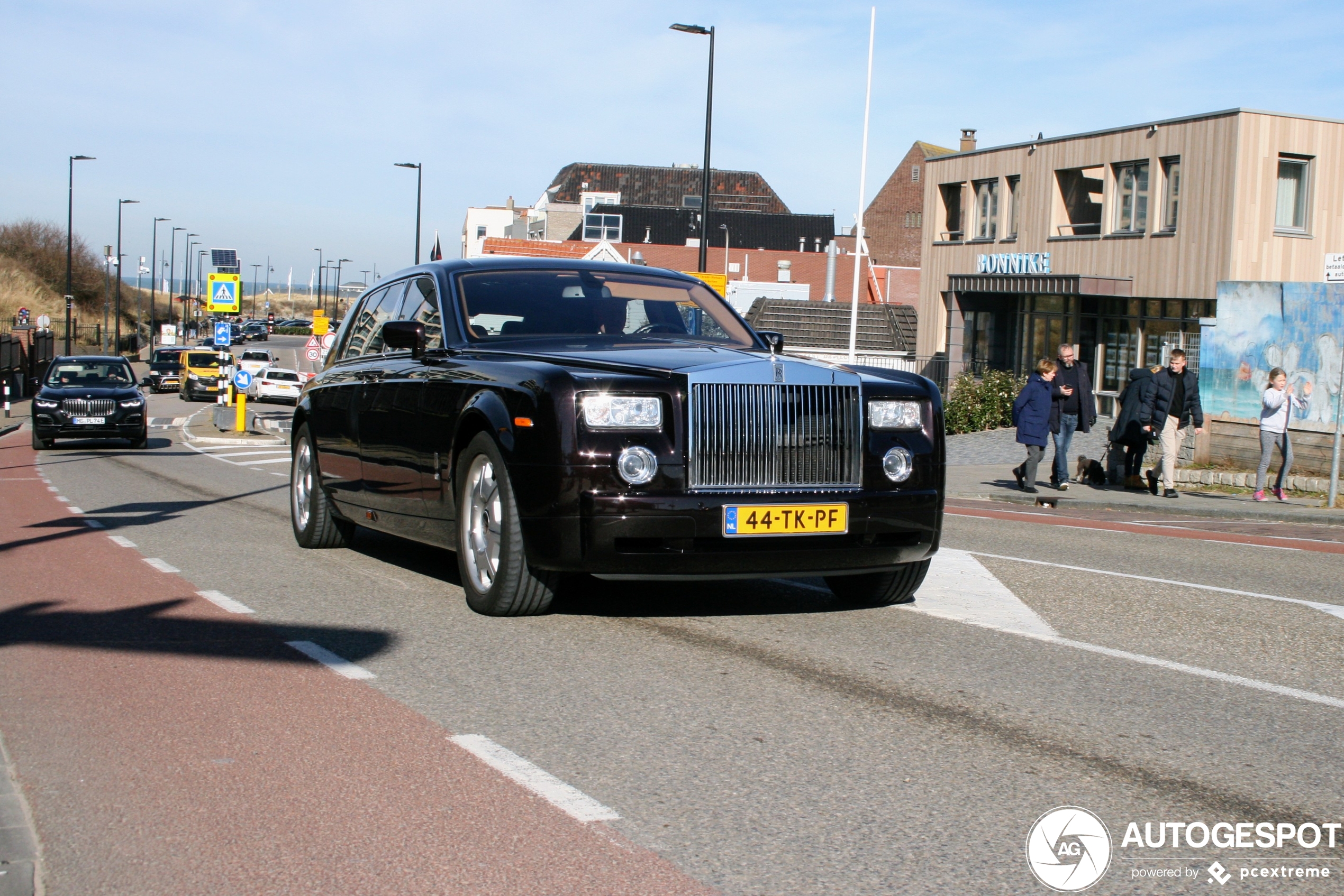 Rolls-Royce Phantom EWB