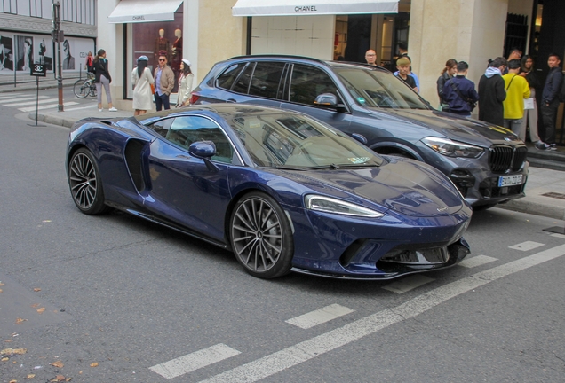 McLaren GT