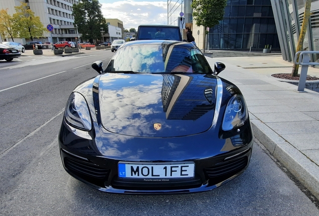 Porsche 718 Cayman S