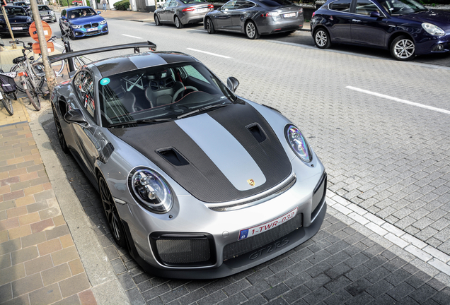 Porsche 991 GT2 RS Weissach Package