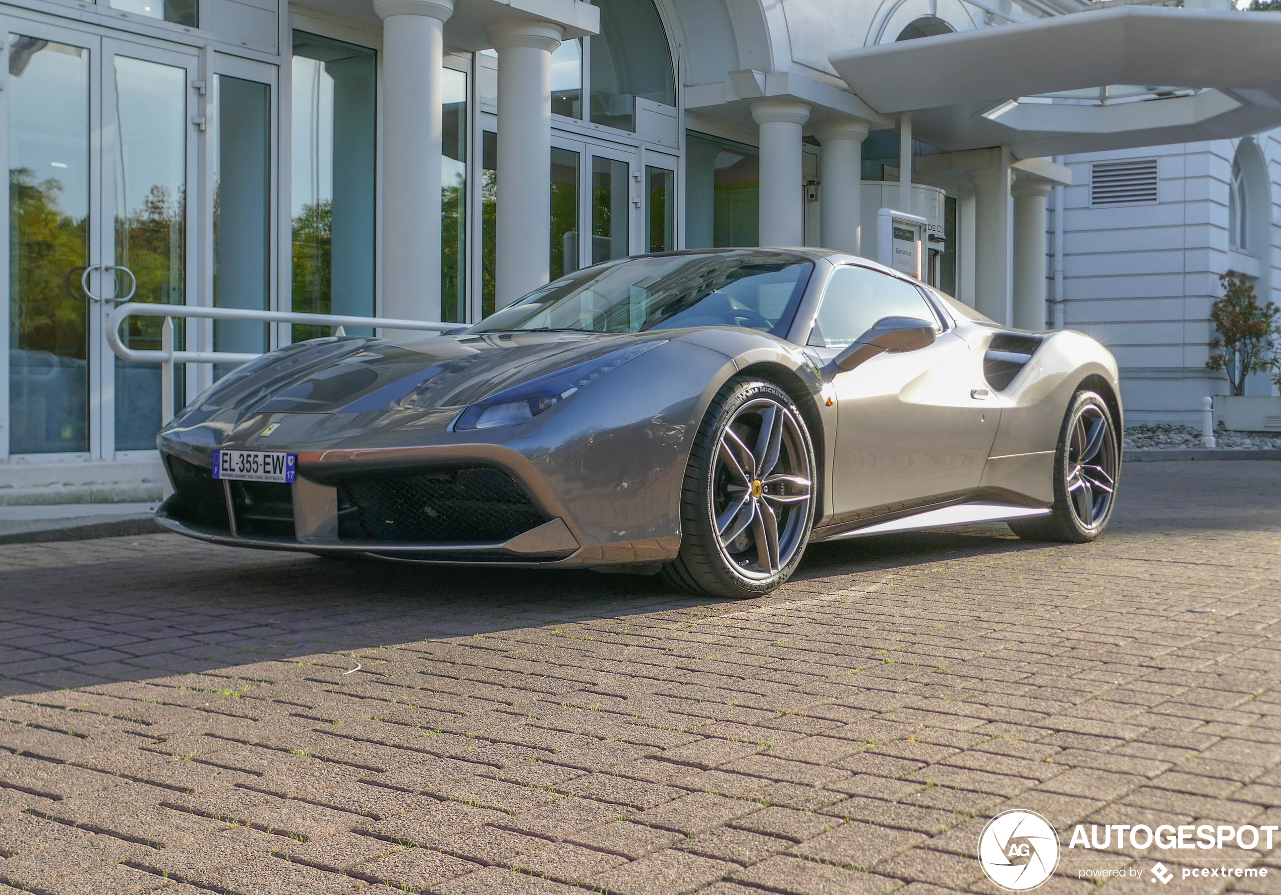 Ferrari 488 Spider